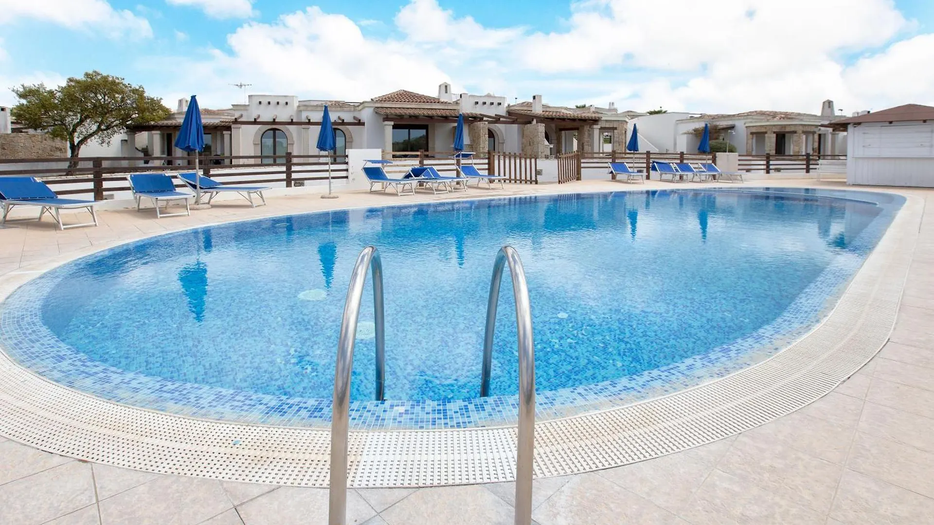 Relais Apartments - Villa Deseo Alghero 0*,  Itálie